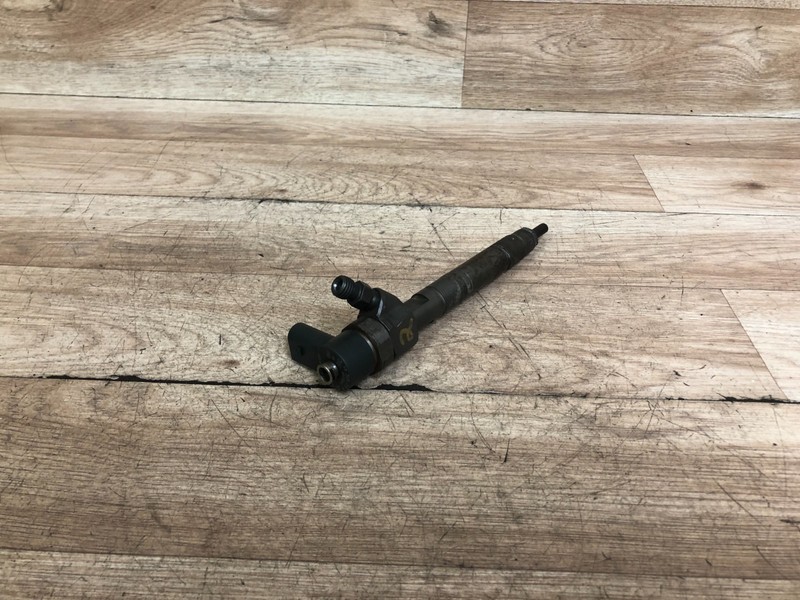 SPRINTER 2500 3500 OEM ENGINE MOTOR HIGH PRESSURE FUEL INJECTOR DIESEL 3