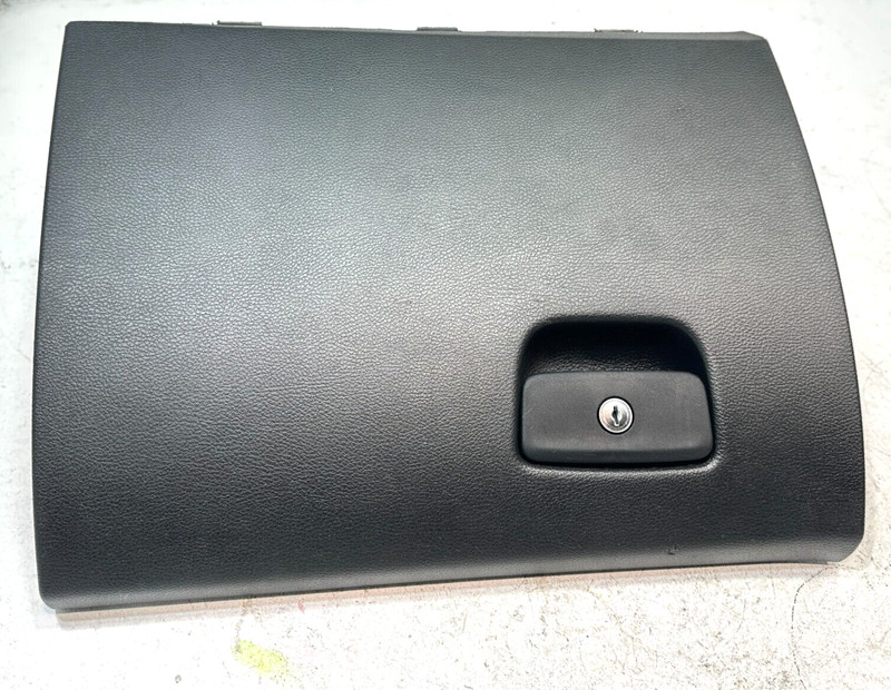 2011-2021 JEEP GRAND CHEROKEE DASH GLOVE BOX COMPARTMENT STORAGE FRONT RIGHT OEM