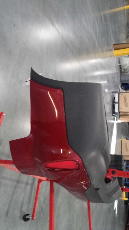 2014-2015 KIA SORENTO OEM Bumper Assembly with Park Assist, Used, 104K Miles