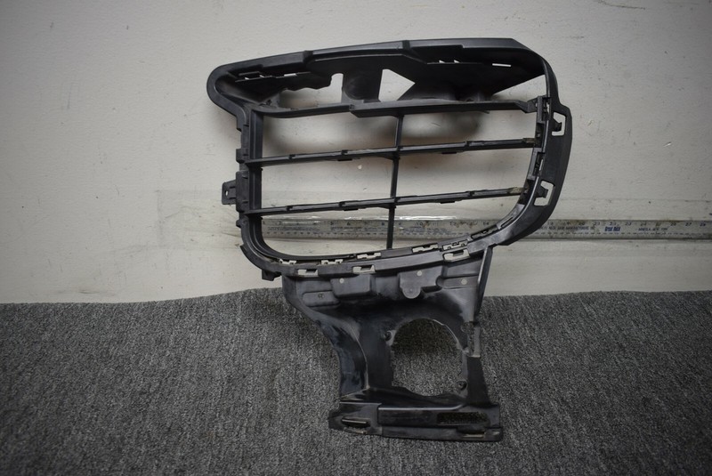 2011-2014 PORSCHE CAYENNE TURBO FRONT SIDE GRILLE FACTORY OEM
