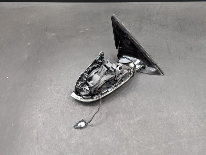 Front Right Door Rear View Mirror 2018 BMW X6. For Parts X
