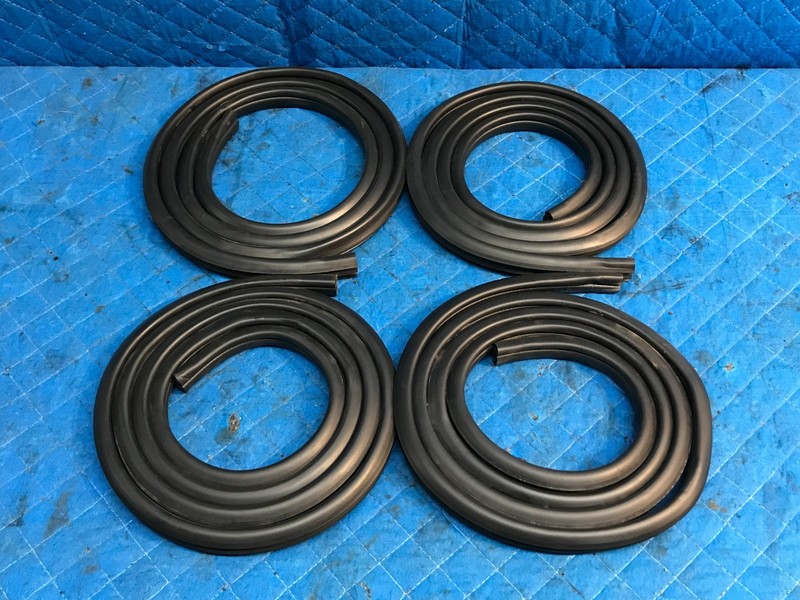 15-21 Subaru WRX STI Front Rear Left Right Door Weatherstrip Rubber Seal Set