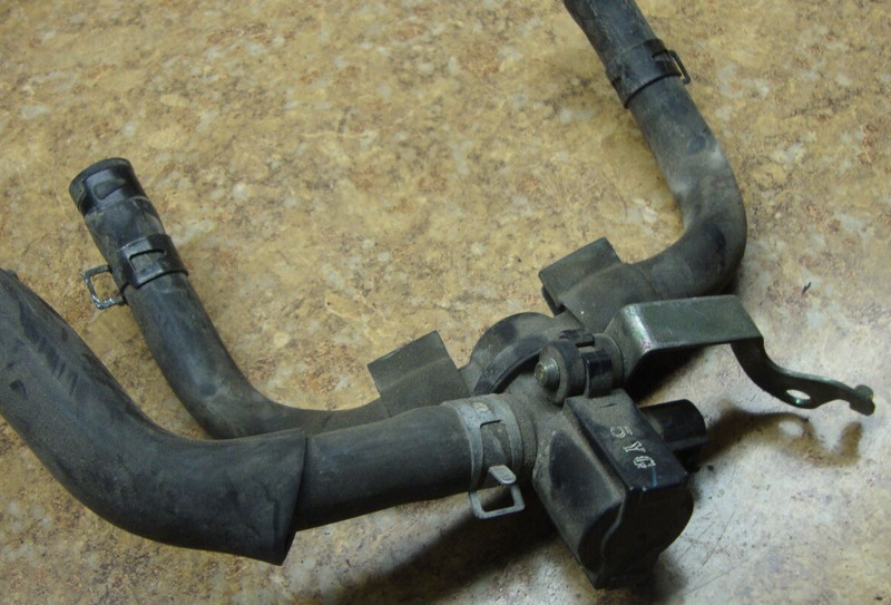 2006 Yamaha FZ6 FZ 6 FZ6-C F Z 6 600Engine Air Cut Off Valve Switch Sensor