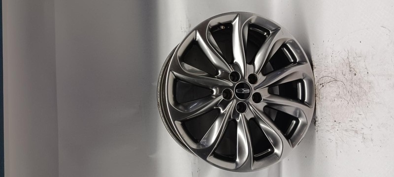 20-'22 LINCOLN CORSAIR Wheel 19x7-1/2 10 spoke silver OEM Grade B