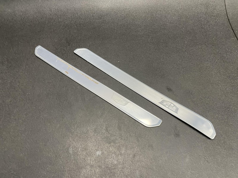 Front Right & Left Door Sill Scuff Plate Insert 2021 Cadillac XT4 2019 - 2023