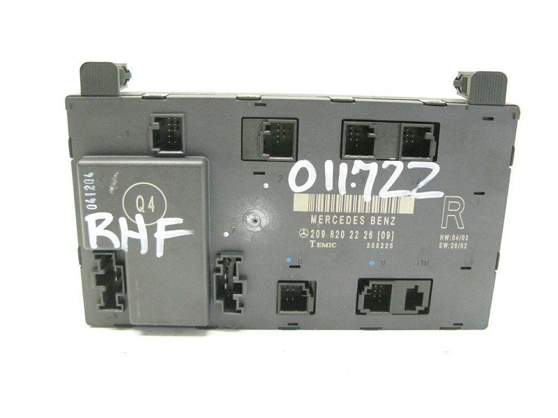 03-09 MERCEDES W209 CLK500 CLK320 DOOR CONTROL MODULE PASSENGER RIGHT OEM 011722
