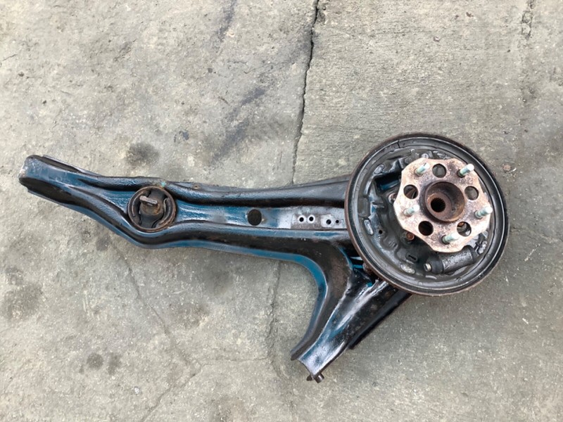 97-01 Honda CR-V No ABS Right Rear Lower Control Trailing Arm with Hub used OEM