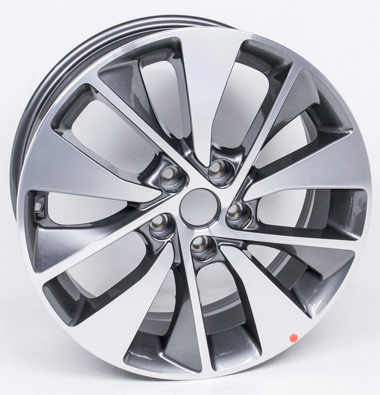 OEM Kia Optima 18 inch Wheel 52910-D6310 Marks and Scratches