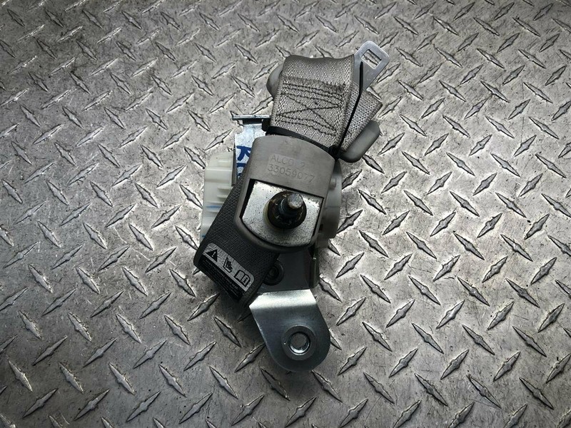 2008 CHRYSLER TOWN AND COUNTRY PASSENGER 2ND ROW RETRACTOR OEM
