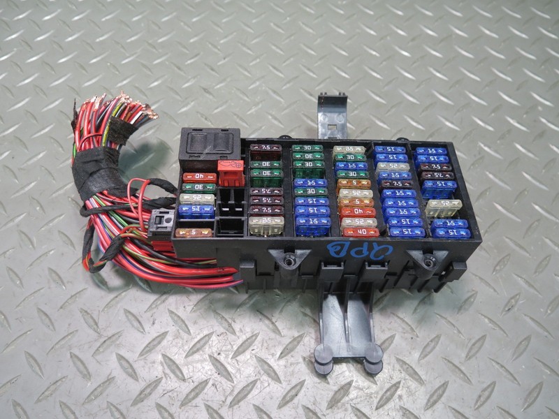 2000-2004 PORSCHE BOXSTER 986 FUSE RELAY JUNCTION BOX MODULE UNIT