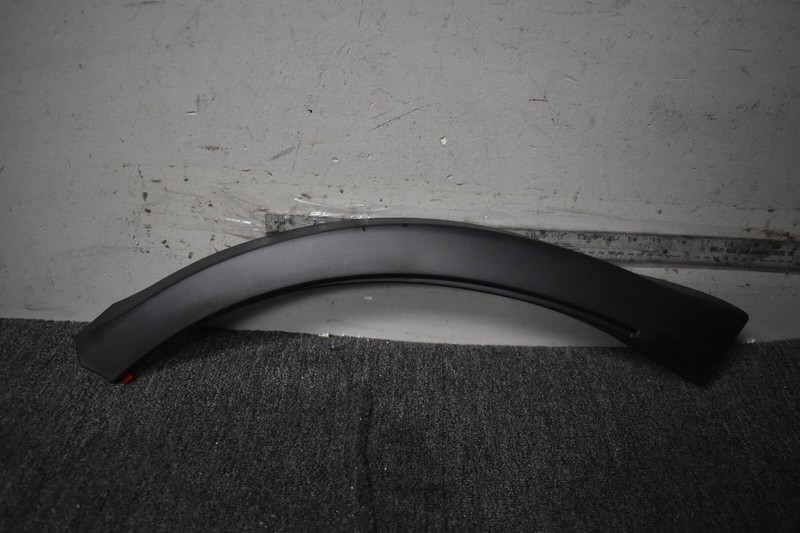2006-2013 RANGE ROVER SPORT RIGHT SIDE WHEEL MOLDING FACTORY OEM