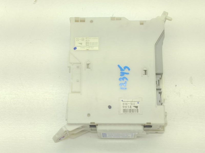 06-13 Lexus IS350 Cabin Fuse Box IPDM 8273053050