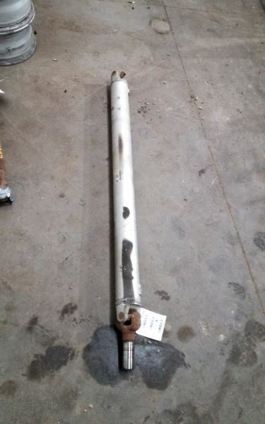 Rear Drive Shaft 129" Wb 4WD 5.3L Fits 03-06 ENVOY XL 236157