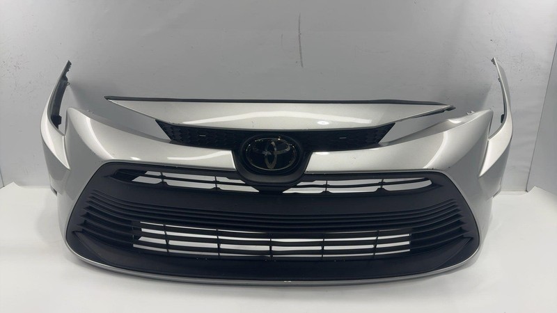 2020-2024 Toyota Corolla LE Front Bumper Assembly Silver Scratch Dent See Pics