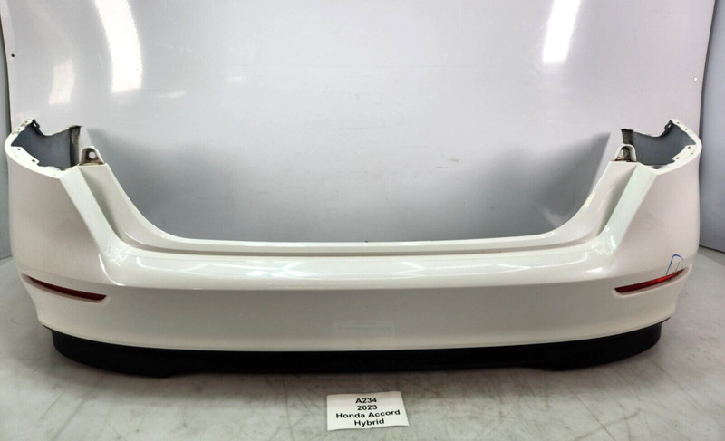 ✅ 23-24 OEM Honda Accord Hybrid Rear Bumper Cover Panel White 21k
