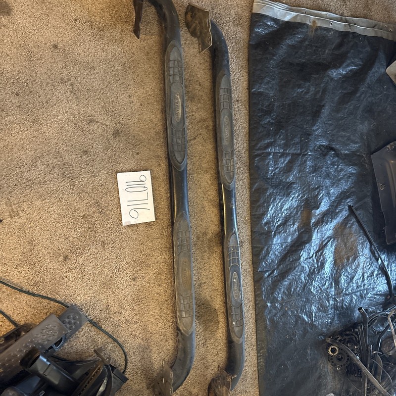 00 01 02 03 04 05 06 07 Ford F250 Crew CabRunning Boards Smittybilt Approx 68”