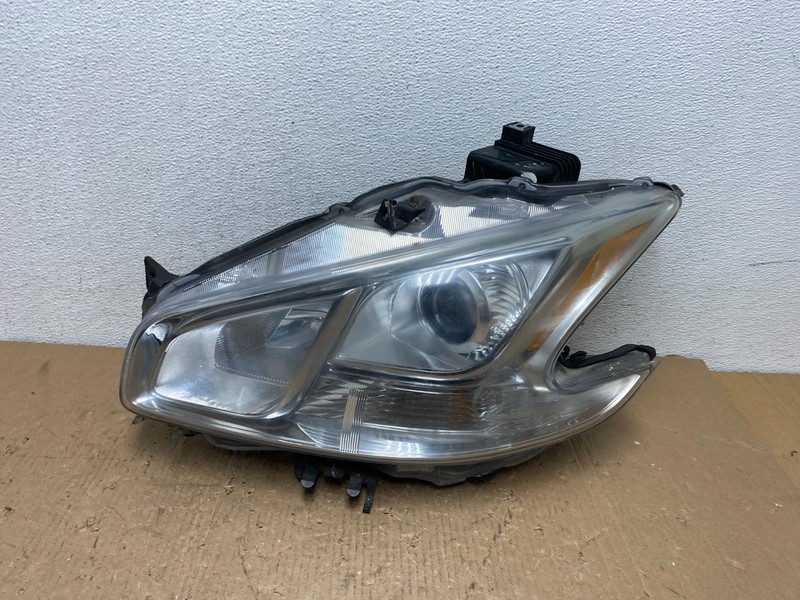 2009-2014 Nissan Maxima Headlight Left Driver Side Xenon HID OEM AD8766 DW
