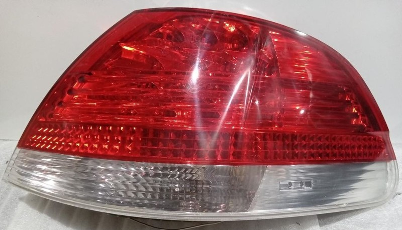 2006-2008 BMW 750i 760i B7 50192 RH Passenger LED Taillight 63216938516