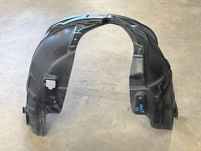 ⭐2008-2010 DODGE CHALLENGER SRT8 FRONT RIGHT SIDE FENDER LINER FLARE OEM LOT2590