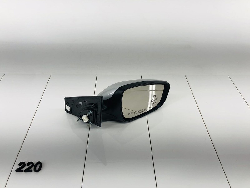 14-16 HYUNDAI ELANTRA RIGHT SIDE EXTERIOR REAR VIEW MIRROR SILVER METALLIC OEM