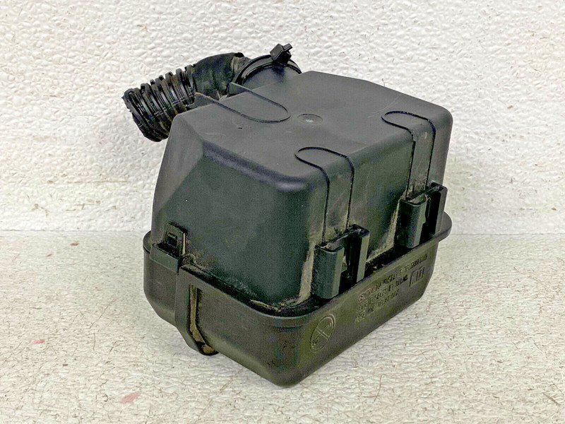 ⭐2017-2023 ALFA ROMEO STELVIO ENGINE FUSE RELAY BOX MODULE ASSEMBLY OEM LOT2395