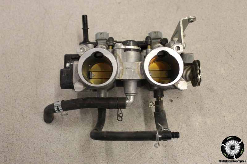 2016 Yamaha YZF R3 THROTTLE BODIES BODY INTAKE FUEL INJECTORS ASSEMBLY 16