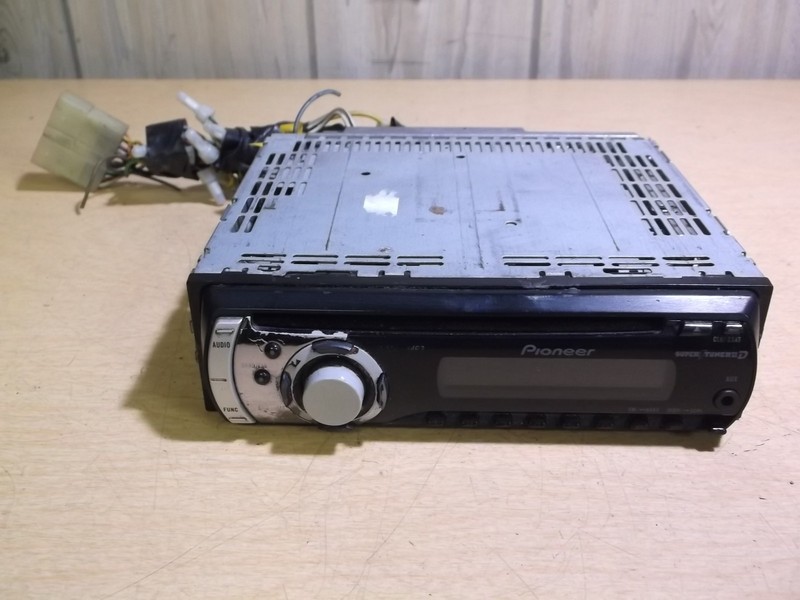 Pioneer DEH-P2900MP Car Stereo AM/FM*FREE SHIPPING*