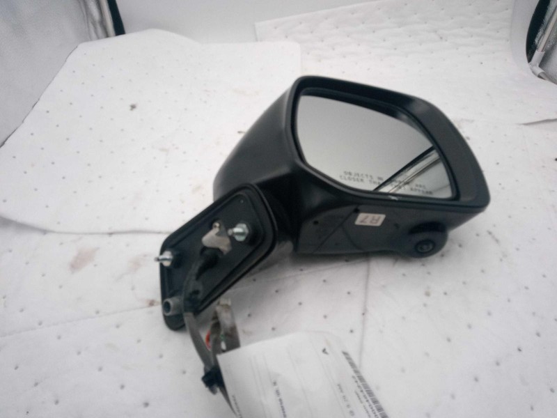 Used Right Door Mirror fits: 2015 Nissan Quest Power heated w/o automatic revers