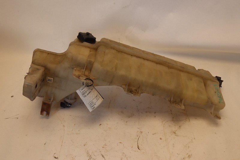 2008-2018 MACK CXU613 MP8 DIESEL ENGINE COOLANT RESERVOIR BOTTLE TANK OEM