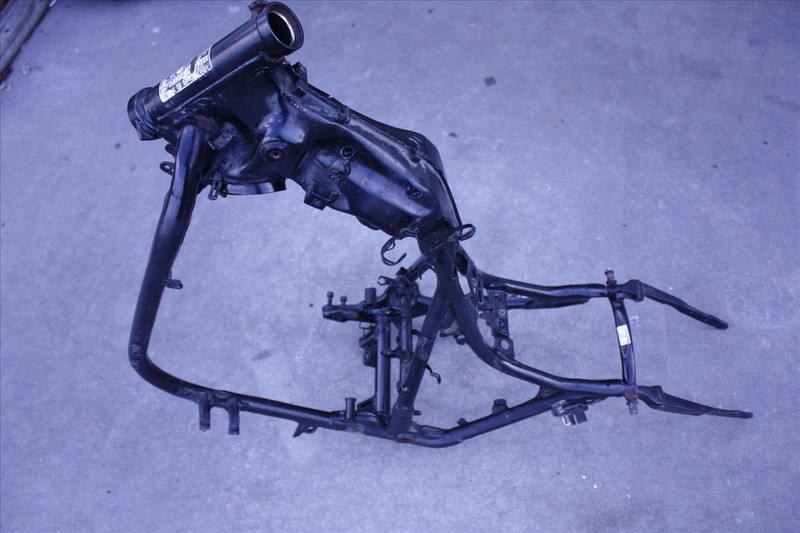 1988 HONDA VT 800 C SHADOW MAIN FRAME CHASSIS BODY OEM VT800 88