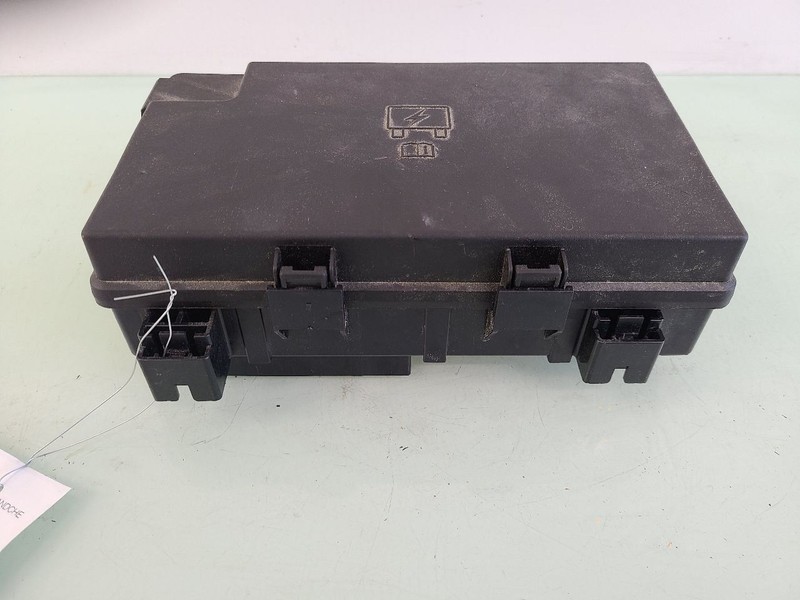 Fuse Box Engine Wk Body VIN E Or F 6th Digit Fits 18-22 GRAND CHEROKEE 591494