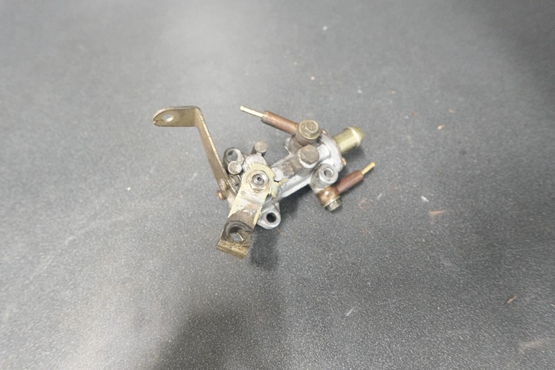 1991 Wildcat 700 Arctic Cat Snowmobile OEM Engine Oil Injection Pump
