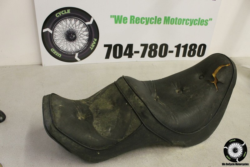 1984 Suzuki GS550L SEAT TANDEM SADDLE GS 550 L 84