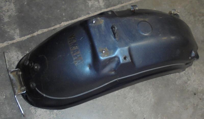 1986 Yamaha XV700 XV 700 C Virago Rear Back Tail Fender Wheel Well Blue XV700C