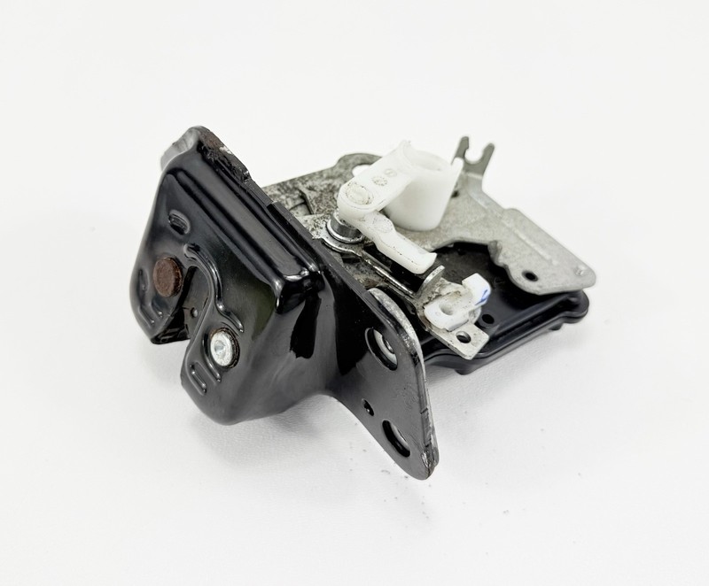 2011-2018 Jeep Grand Cherokee Electronic Trunk Latch Lock Actuator OEM Factory