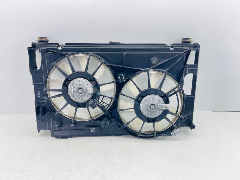 11–14 Lexus CT200h Radiator Cooling Fan Motor Assembly 100222-1377 OEM AK2107277