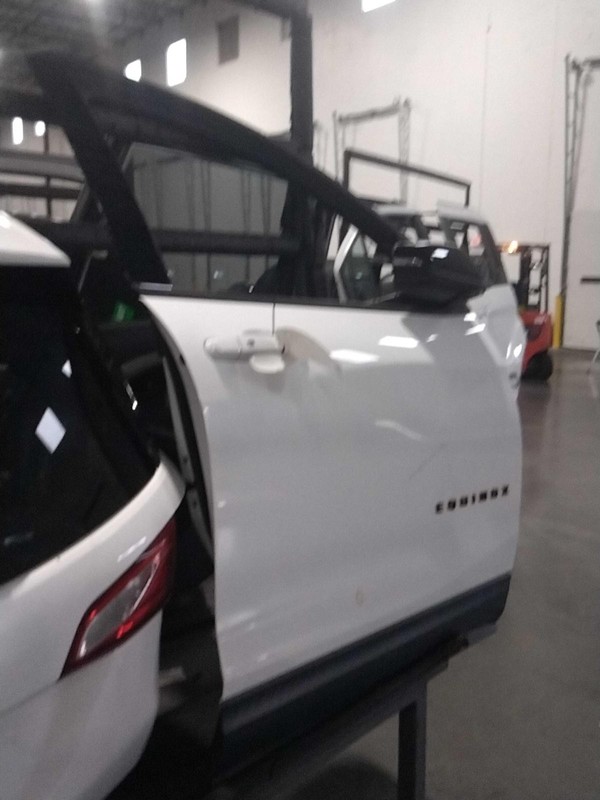 2019 Chevrolet Equinox Right Front Door White 4DR SUV Used 672632