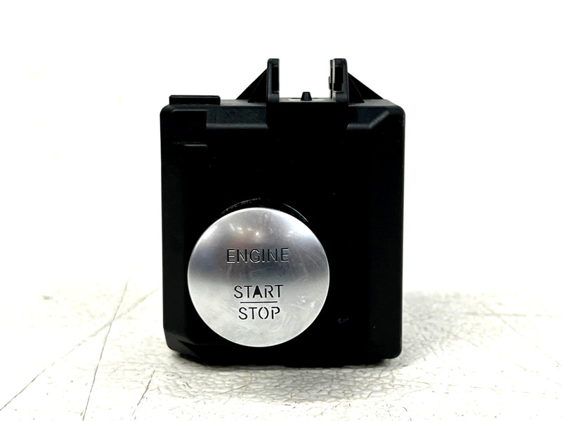 ⭐14-19 MERCEDES-BENZ CLA250 ENGINE IGNITION START STOP SWITCH BUTTON OEM LOT2745