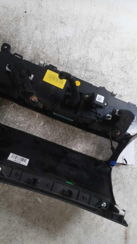 2018 Genesis G80 A/C Selector Switch OEM Silver 664654 142K Miles