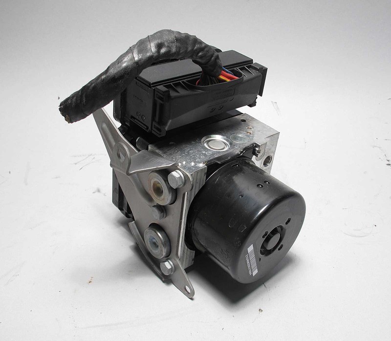 BMW E90 E92 3-Series 1-Series 2008 ABS DSC Traction Control Hydraulic Pump USED