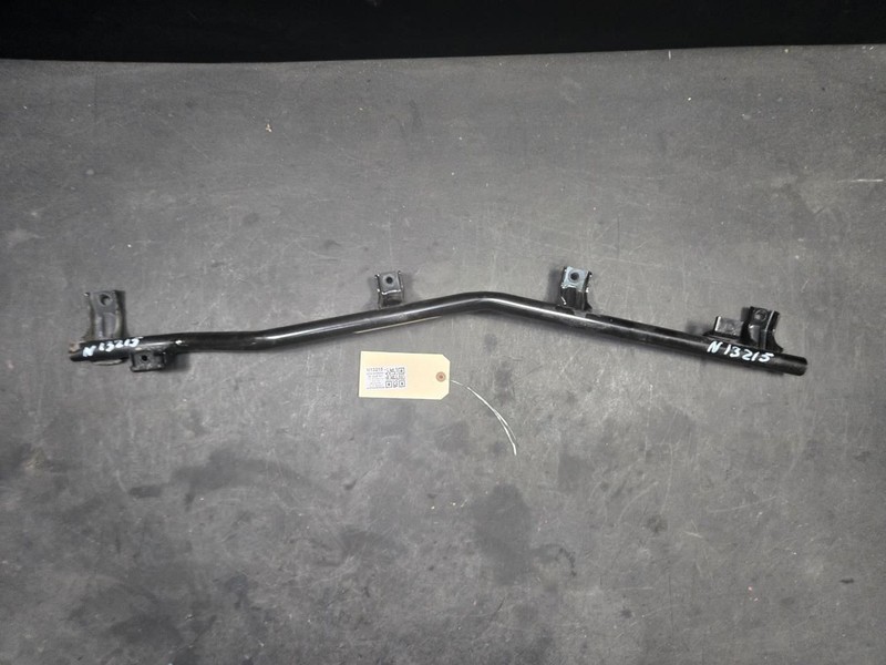 Left Floor Brace Bracket 2022 Nissan Rogue 748B1-6RR0A 2021 2023 2024 2025