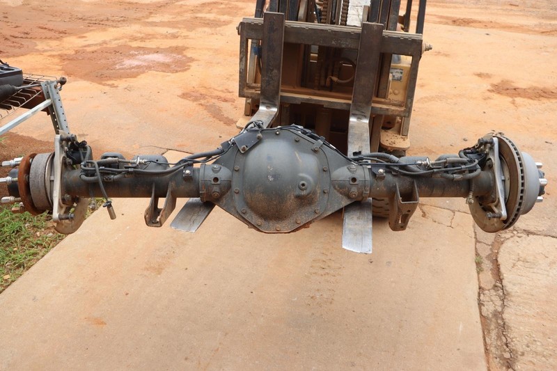 2020-2021 CHEVY SILVERADO 2500 HD 4X4 REAR AXLE DIFF ASSEMBLY 3.42 RATIO OEM