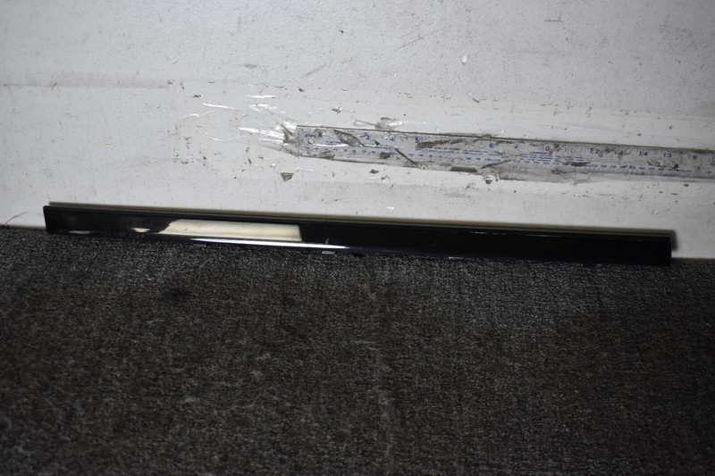 2014 - 2017 LAND RANGE ROVER RH RIGHT SIDE DOOR MOULDING TRIM JK52-20170 OEM