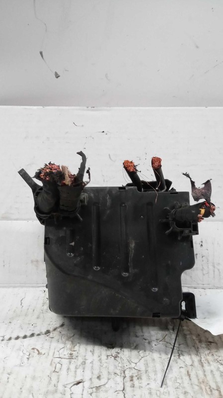 2016 KIA Soul OEM Fuse Box 91481B2150 Silver Used 132K Miles