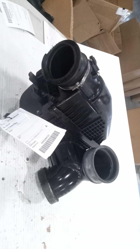 Used Air Cleaner Assembly fits: 2021 Honda PilotGrade A