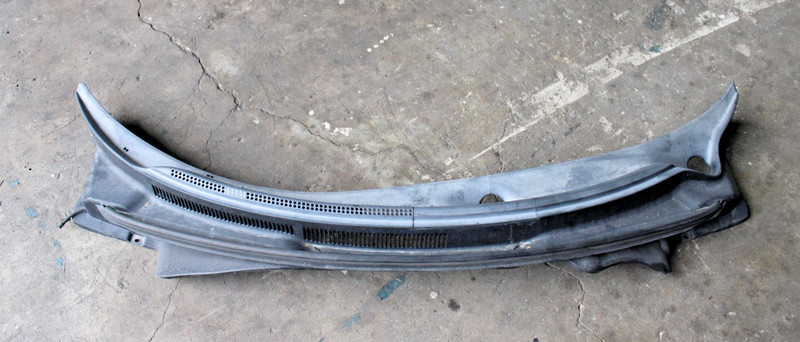 2012-2017 Hyundai Veloster Windshield Cowl Vent Panel 86150-2V000