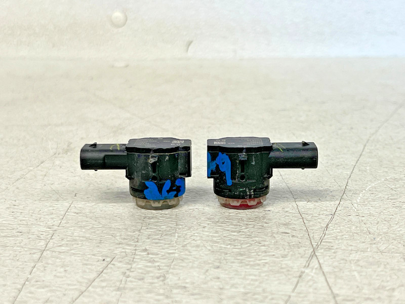 ⭐2020-2025 CADILLAC XT4 REAR BUMPER PARK PARKING ASSIST SENSOR UNIT OEM LOT2679