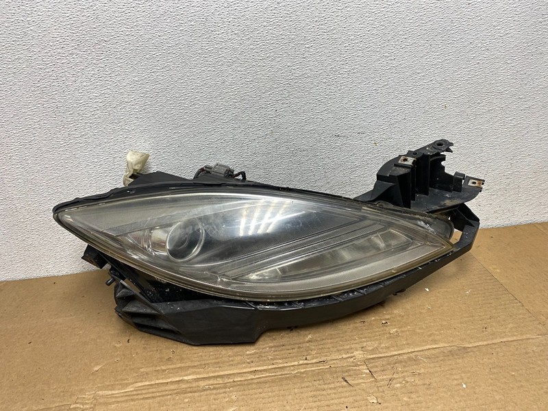 2009-2010 Mazda 6 Right Passenger Side Halogen Headlight Oem AD3894 DW