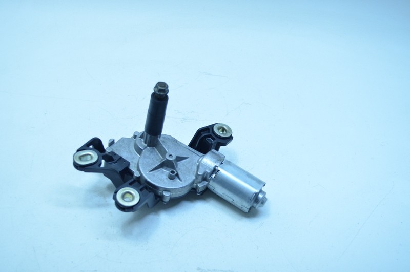 10-14 VOLKSWAGEN GOLF REAR WINDOW WIPER MOTOR OEM