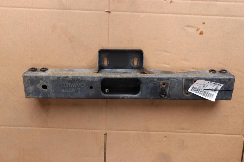 2014-18 CHEVY SILVERADO 1500 4.3L 4WD TRANSMISSION CROSSMEMBER SUPPORT BRACE OEM
